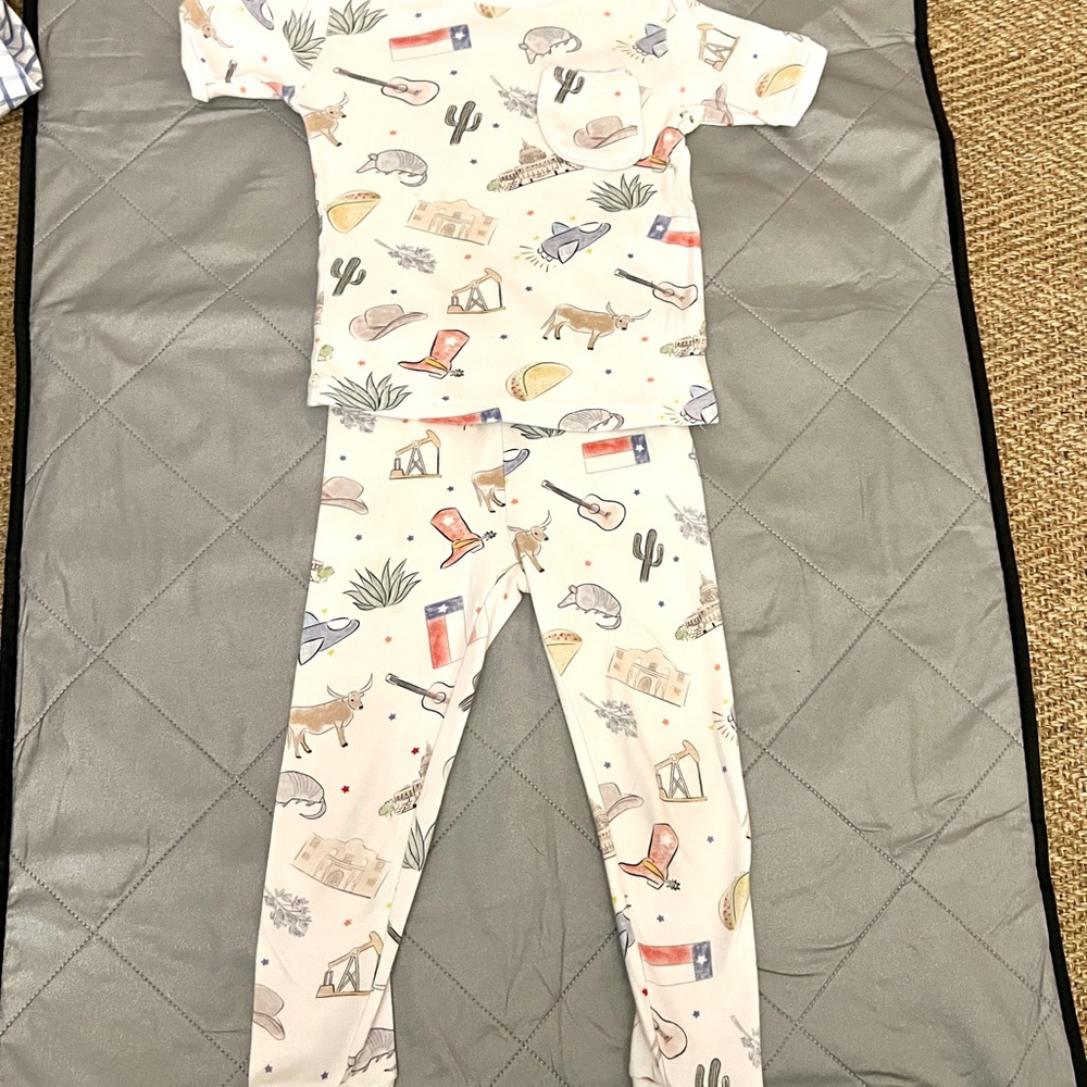 Nola Tawk Texas 2T pajamas